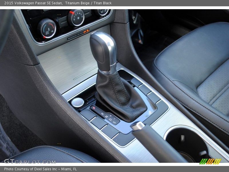 Titanium Beige / Titan Black 2015 Volkswagen Passat SE Sedan