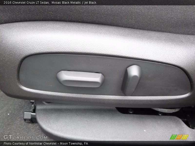 Mosaic Black Metallic / Jet Black 2016 Chevrolet Cruze LT Sedan