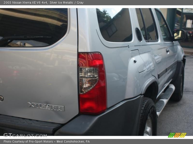 Silver Ice Metallic / Gray 2003 Nissan Xterra XE V6 4x4