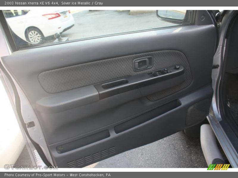 Silver Ice Metallic / Gray 2003 Nissan Xterra XE V6 4x4