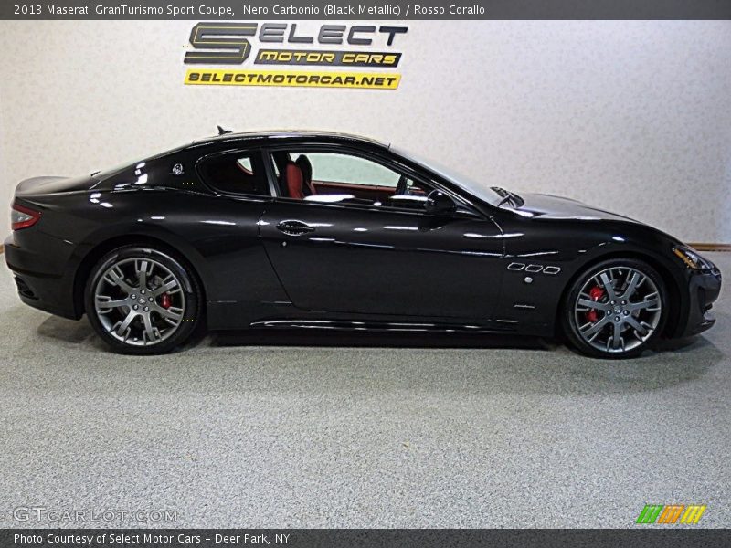 Nero Carbonio (Black Metallic) / Rosso Corallo 2013 Maserati GranTurismo Sport Coupe