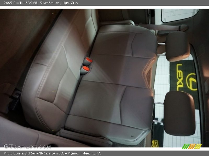 Silver Smoke / Light Gray 2005 Cadillac SRX V8