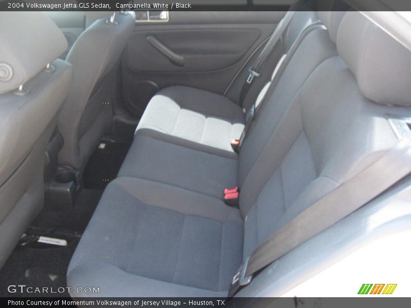 Campanella White / Black 2004 Volkswagen Jetta GLS Sedan