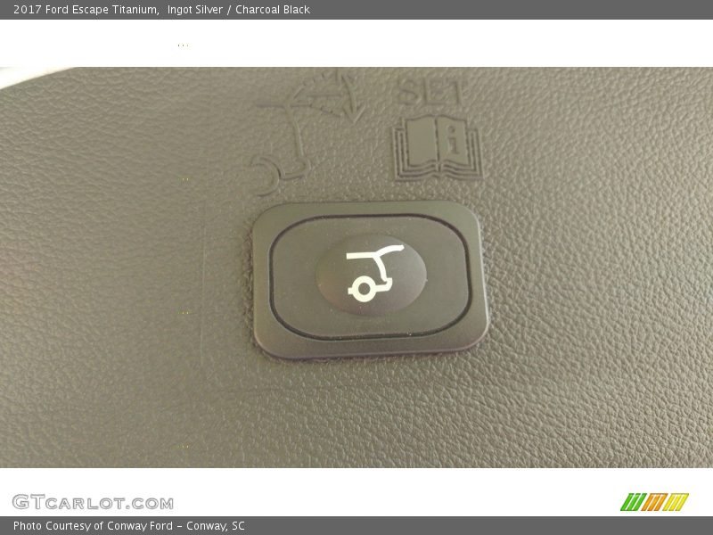 Ingot Silver / Charcoal Black 2017 Ford Escape Titanium