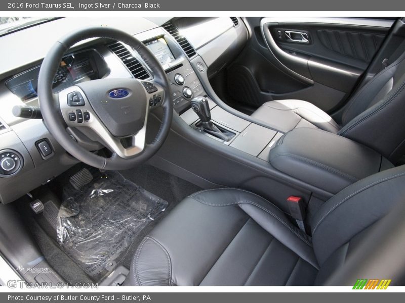 Ingot Silver / Charcoal Black 2016 Ford Taurus SEL