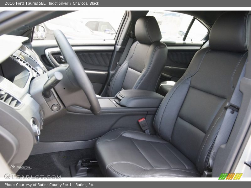 Ingot Silver / Charcoal Black 2016 Ford Taurus SEL
