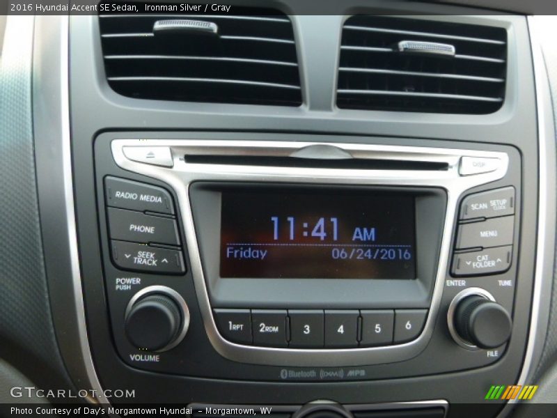 Ironman Silver / Gray 2016 Hyundai Accent SE Sedan