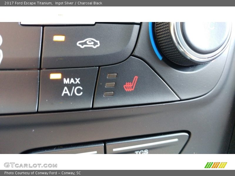 Ingot Silver / Charcoal Black 2017 Ford Escape Titanium