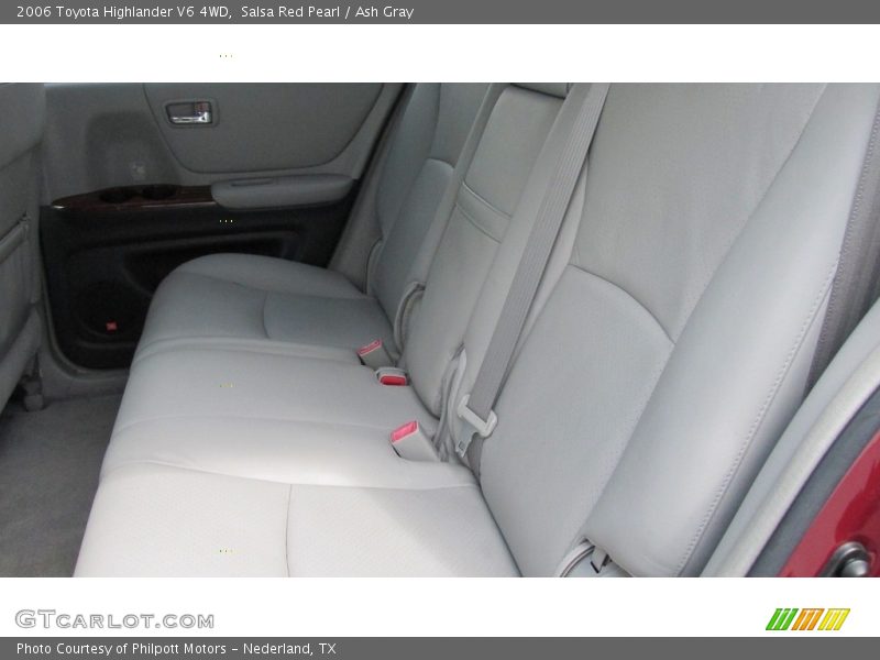 Salsa Red Pearl / Ash Gray 2006 Toyota Highlander V6 4WD