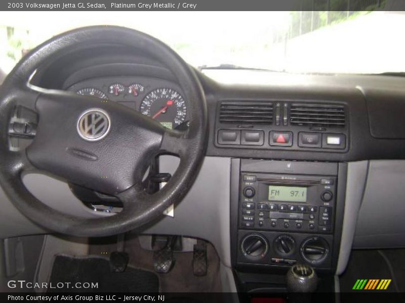 Platinum Grey Metallic / Grey 2003 Volkswagen Jetta GL Sedan