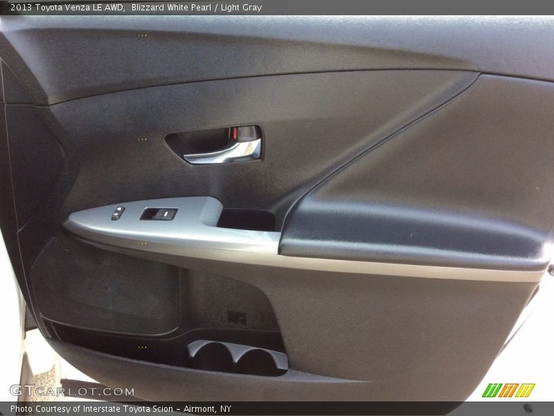 Blizzard White Pearl / Light Gray 2013 Toyota Venza LE AWD