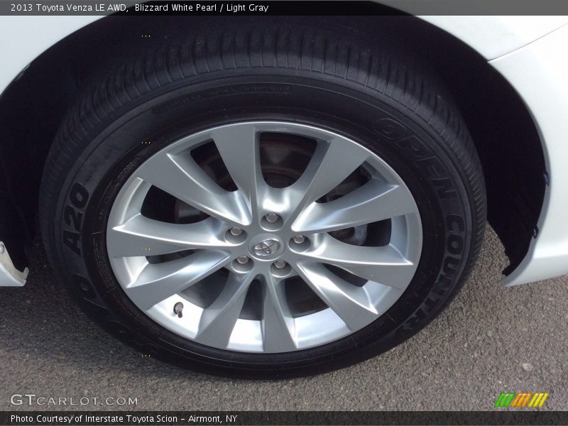 Blizzard White Pearl / Light Gray 2013 Toyota Venza LE AWD