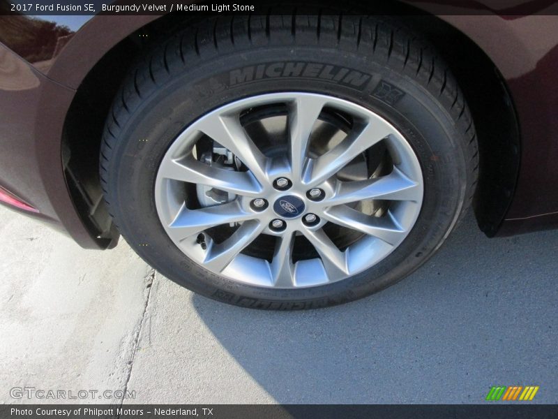  2017 Fusion SE Wheel