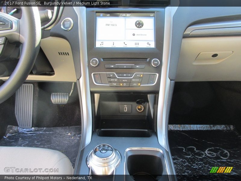 Burgundy Velvet / Medium Light Stone 2017 Ford Fusion SE