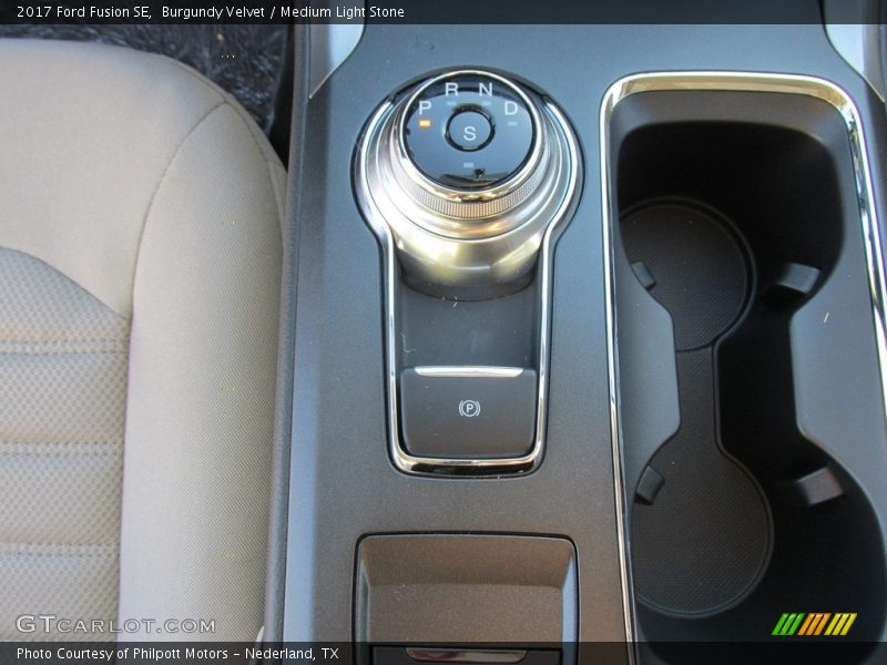  2017 Fusion SE 6 Speed Automatic Shifter