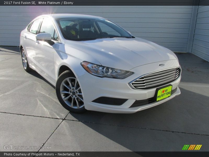 White Platinum / Ebony 2017 Ford Fusion SE