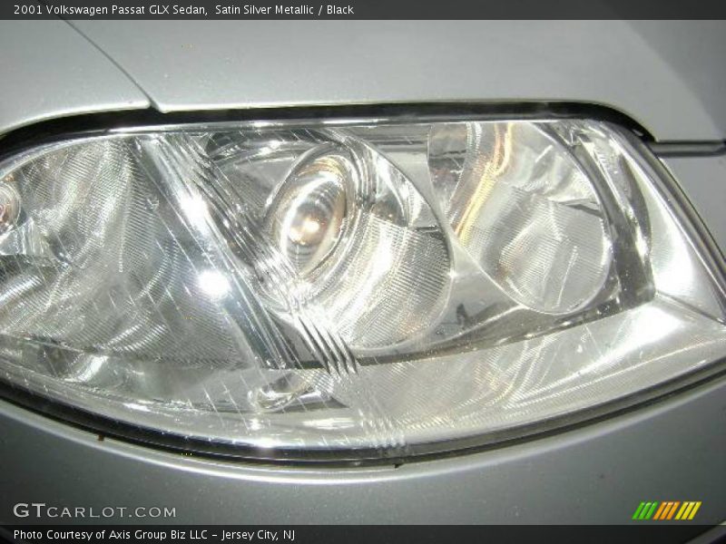 Satin Silver Metallic / Black 2001 Volkswagen Passat GLX Sedan