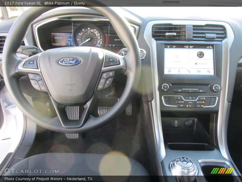 White Platinum / Ebony 2017 Ford Fusion SE