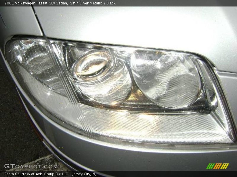 Satin Silver Metallic / Black 2001 Volkswagen Passat GLX Sedan