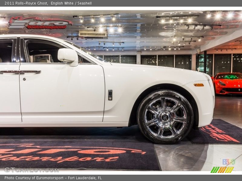 English White / Seashell 2011 Rolls-Royce Ghost