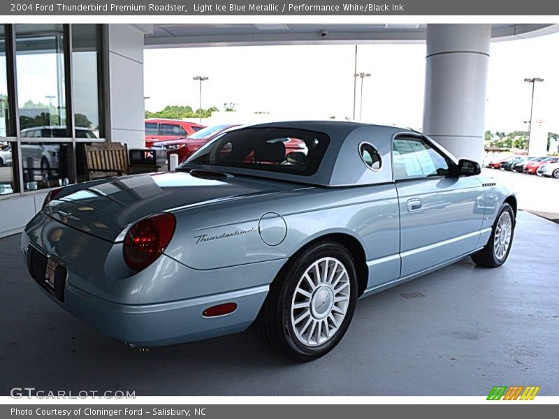 Light Ice Blue Metallic / Performance White/Black Ink 2004 Ford Thunderbird Premium Roadster