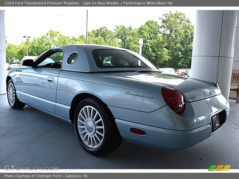 Light Ice Blue Metallic / Performance White/Black Ink 2004 Ford Thunderbird Premium Roadster