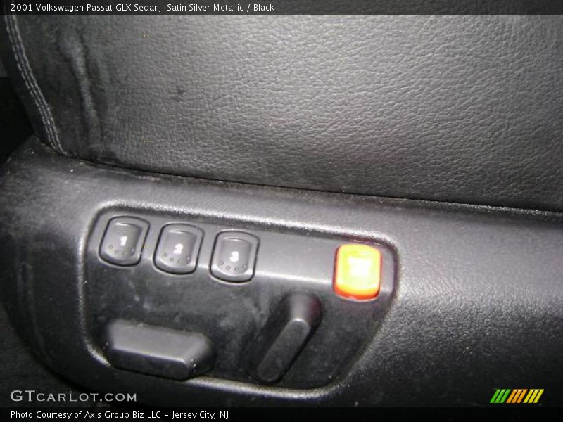 Satin Silver Metallic / Black 2001 Volkswagen Passat GLX Sedan