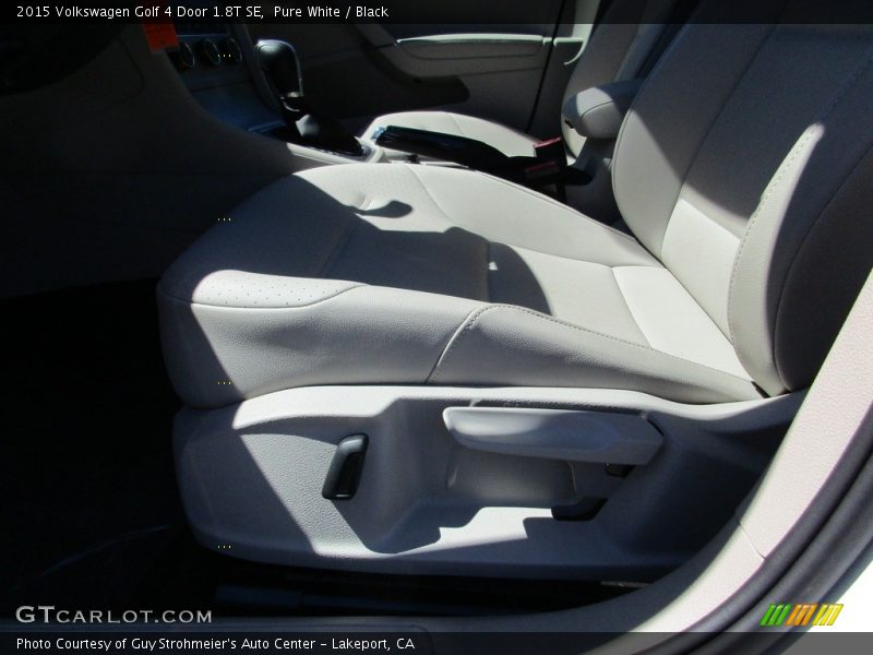 Pure White / Black 2015 Volkswagen Golf 4 Door 1.8T SE
