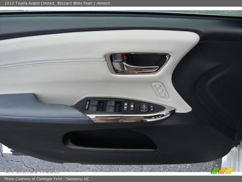 Blizzard White Pearl / Almond 2013 Toyota Avalon Limited