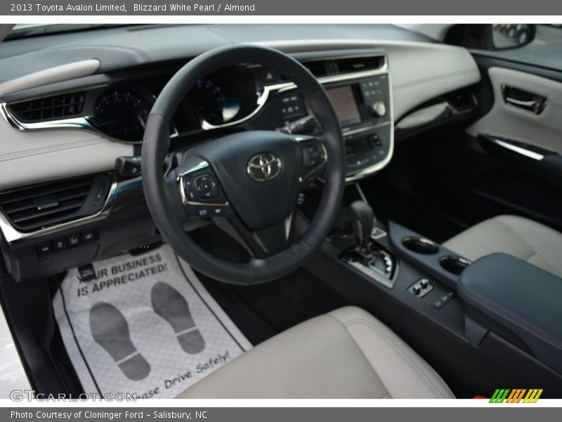 Blizzard White Pearl / Almond 2013 Toyota Avalon Limited