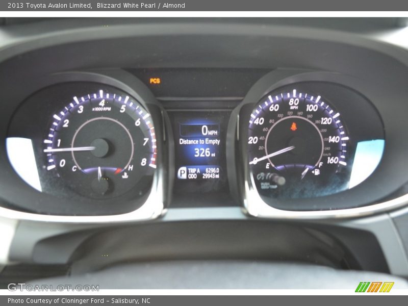 Blizzard White Pearl / Almond 2013 Toyota Avalon Limited
