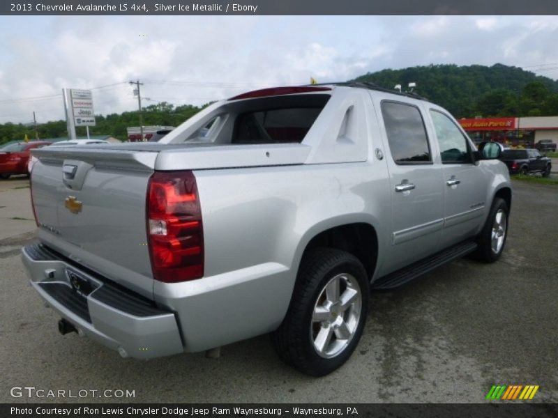 Silver Ice Metallic / Ebony 2013 Chevrolet Avalanche LS 4x4