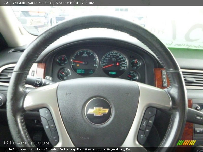 Silver Ice Metallic / Ebony 2013 Chevrolet Avalanche LS 4x4