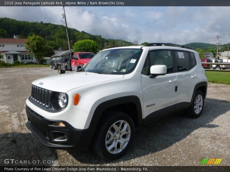 Alpine White / Bark Brown/Ski Grey 2016 Jeep Renegade Latitude 4x4