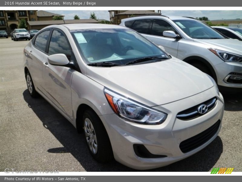 Misty Beige / Beige 2016 Hyundai Accent SE Sedan