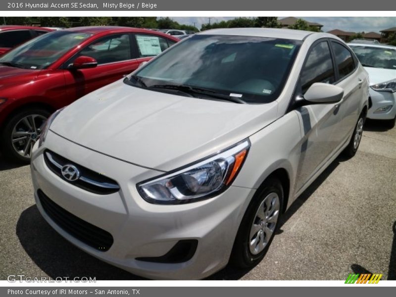 Misty Beige / Beige 2016 Hyundai Accent SE Sedan