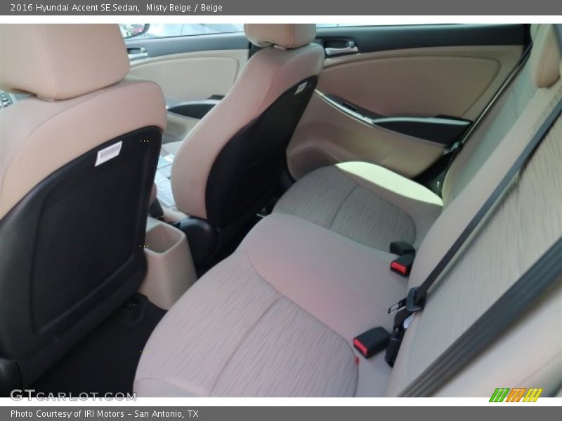 Misty Beige / Beige 2016 Hyundai Accent SE Sedan