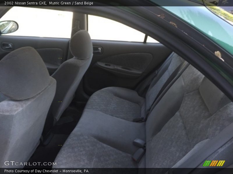 Mystic Green / Sand Beige 2002 Nissan Sentra GXE