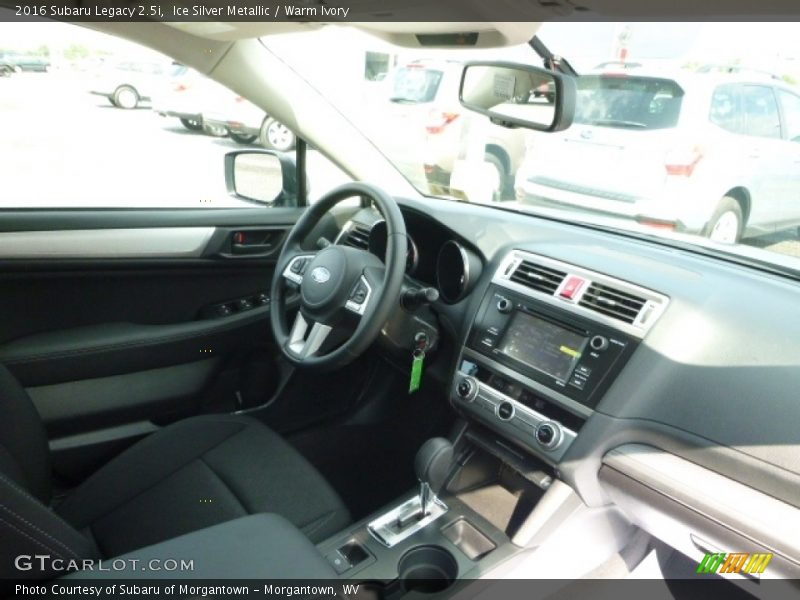 Ice Silver Metallic / Warm Ivory 2016 Subaru Legacy 2.5i