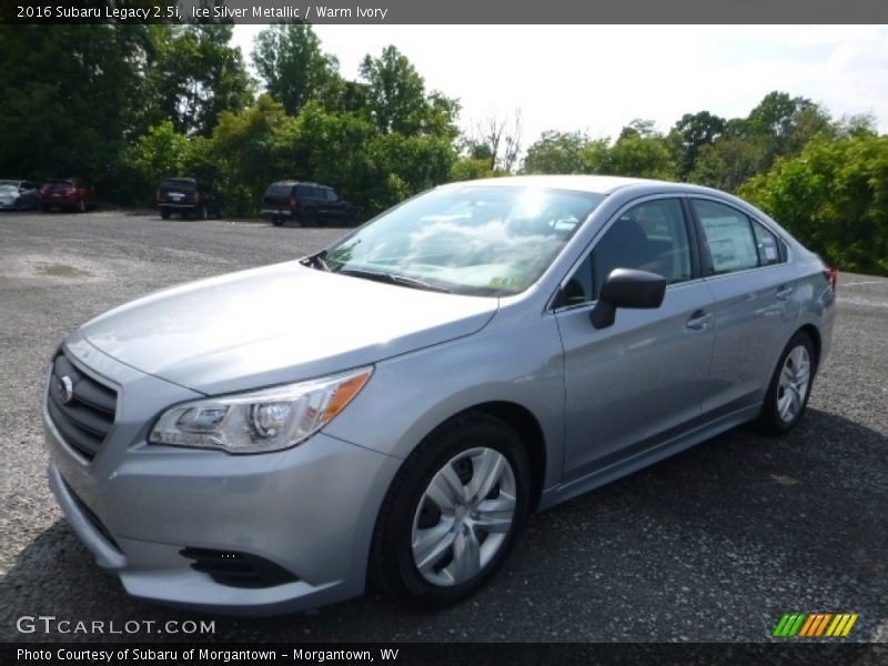 Ice Silver Metallic / Warm Ivory 2016 Subaru Legacy 2.5i