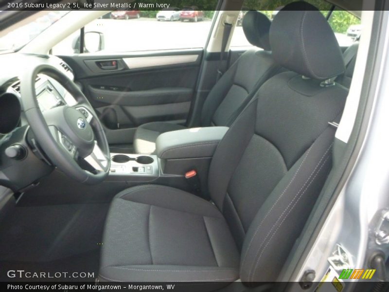 Ice Silver Metallic / Warm Ivory 2016 Subaru Legacy 2.5i