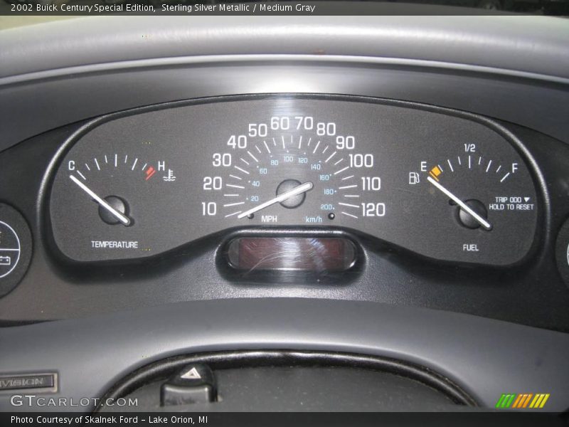 Sterling Silver Metallic / Medium Gray 2002 Buick Century Special Edition