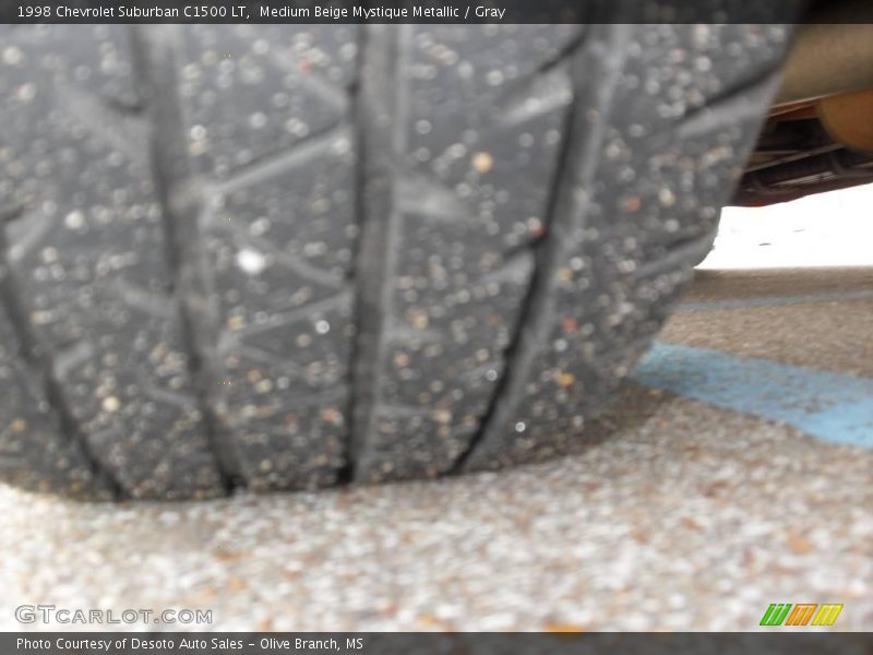 Medium Beige Mystique Metallic / Gray 1998 Chevrolet Suburban C1500 LT