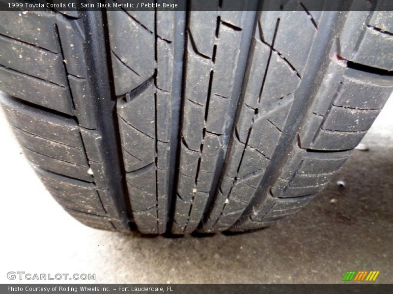 Satin Black Metallic / Pebble Beige 1999 Toyota Corolla CE