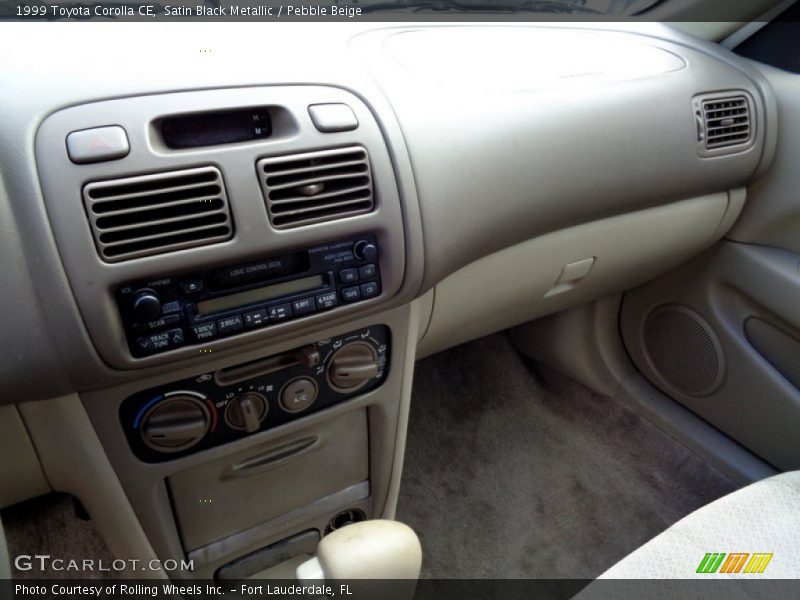 Satin Black Metallic / Pebble Beige 1999 Toyota Corolla CE