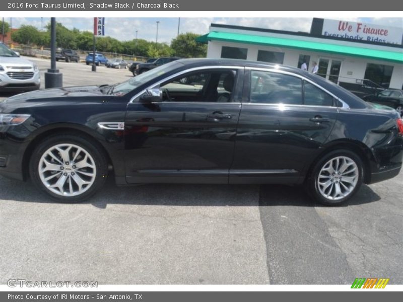 Shadow Black / Charcoal Black 2016 Ford Taurus Limited