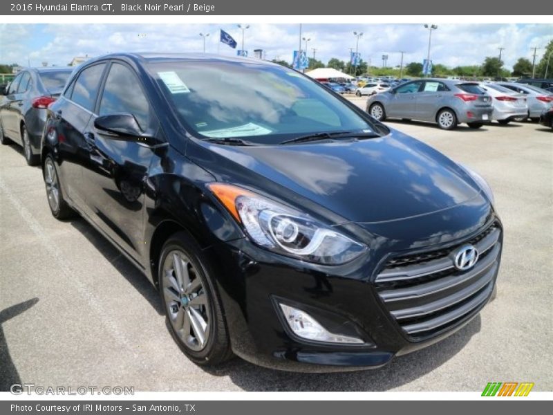 Black Noir Pearl / Beige 2016 Hyundai Elantra GT