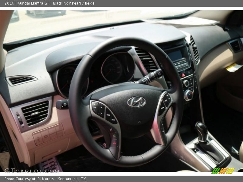 Black Noir Pearl / Beige 2016 Hyundai Elantra GT