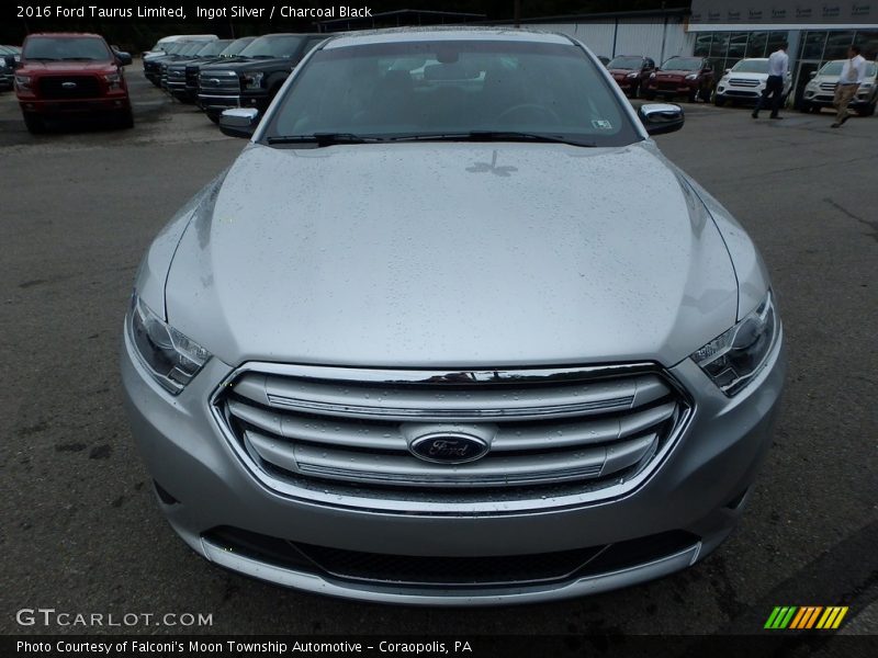 Ingot Silver / Charcoal Black 2016 Ford Taurus Limited