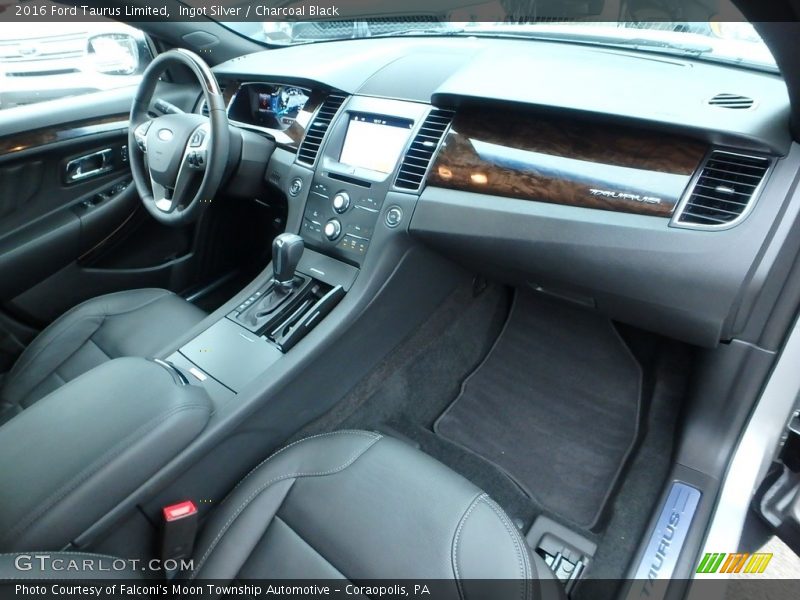 Ingot Silver / Charcoal Black 2016 Ford Taurus Limited
